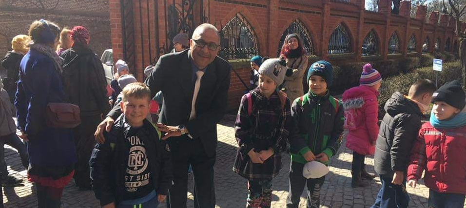 المحور الإنساني العالمي للتنمية والأبحاث سيرة ومسيرة